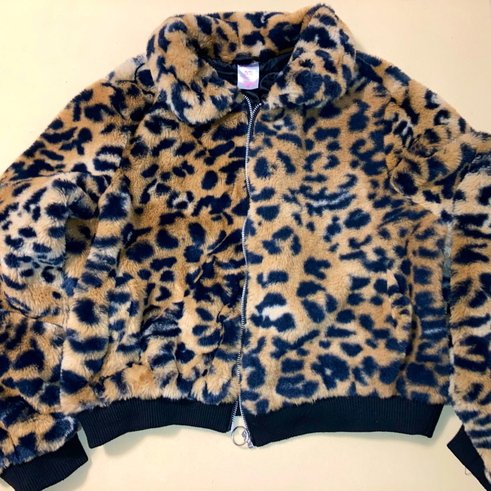 No Boundaries Junior Leopard Print faux fur coat